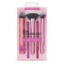 REAL TECHNIQUES ARTIST ESSENTIALS SET