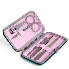 IDC INSTITUTE SET MANICURE